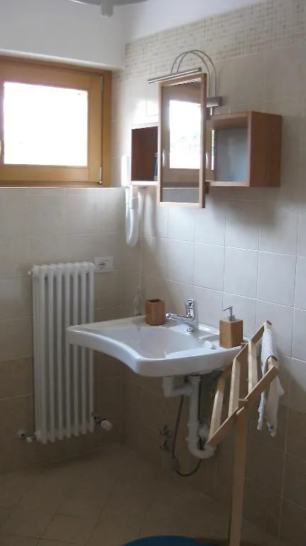 B&B Giramondo Bergamo 3*,  Italy